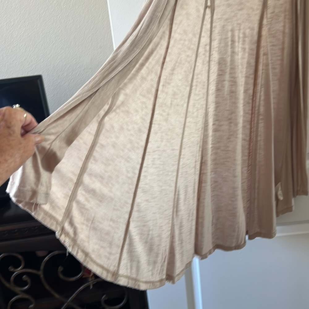 Sleeveless Kimono - Picture 2 of 9